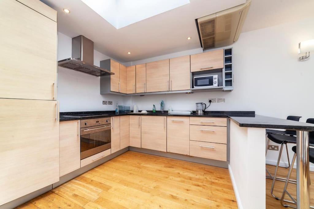 Top Floor Penthouse Flat With Amazing City View Appartement Londres